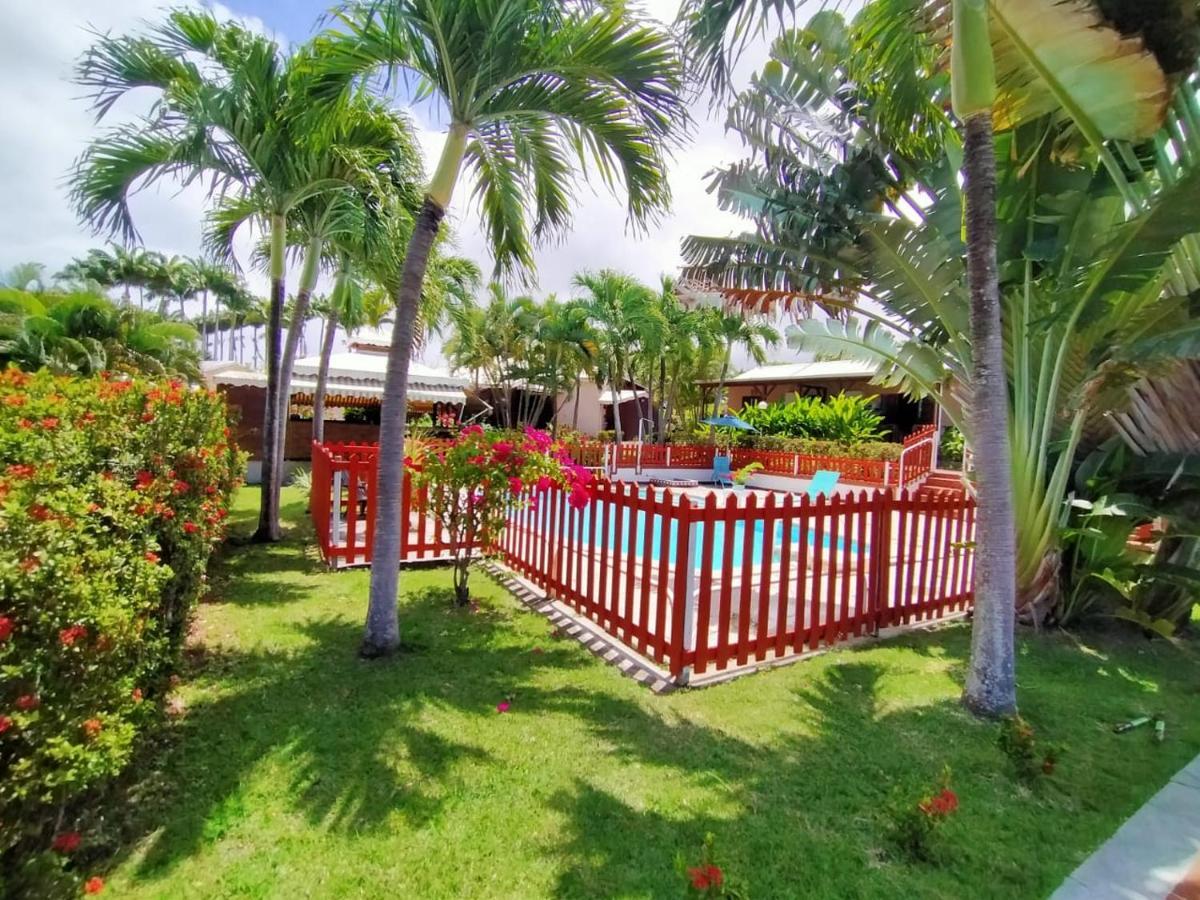 Isk Location Villa Sainte-Rose Exterior foto