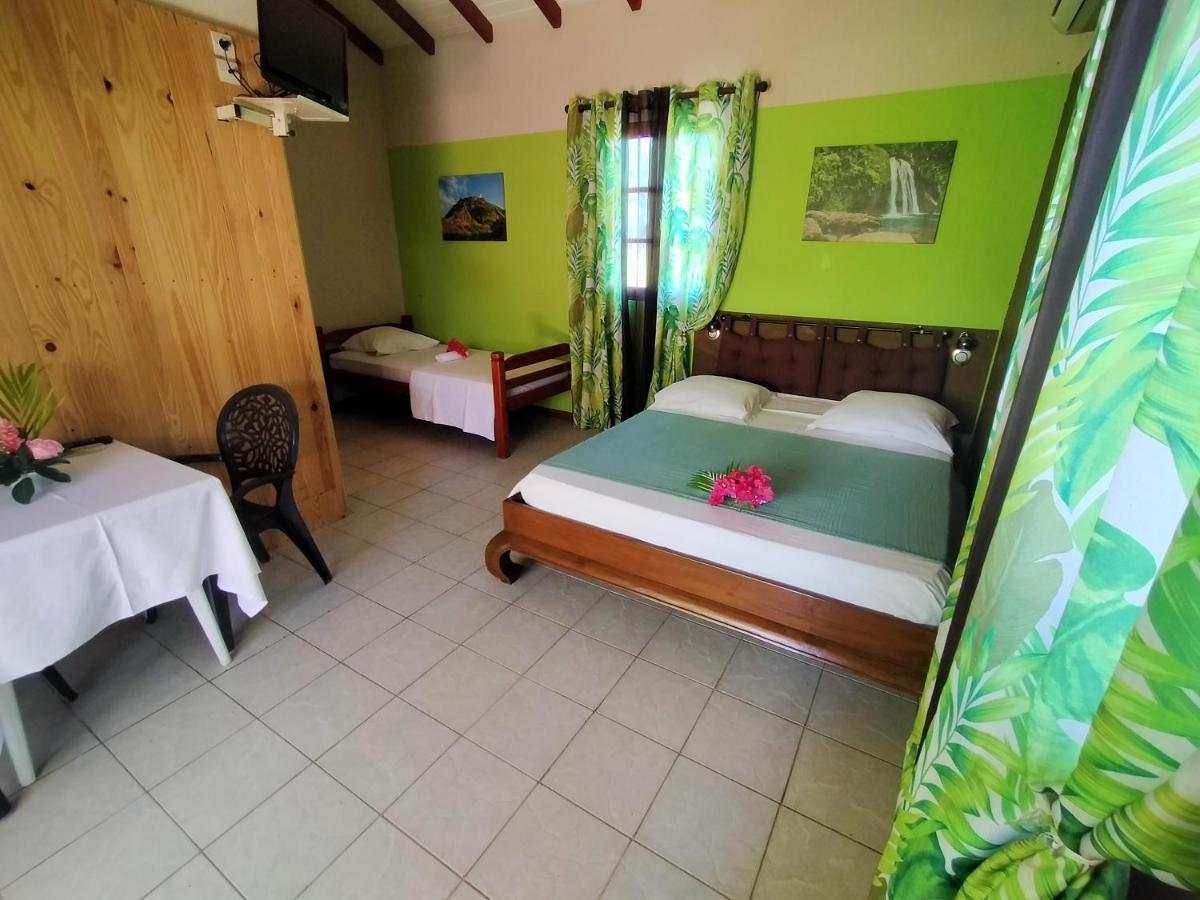 Isk Location Villa Sainte-Rose Exterior foto